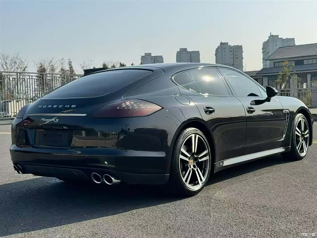 Porsche Panamera, 2013 7