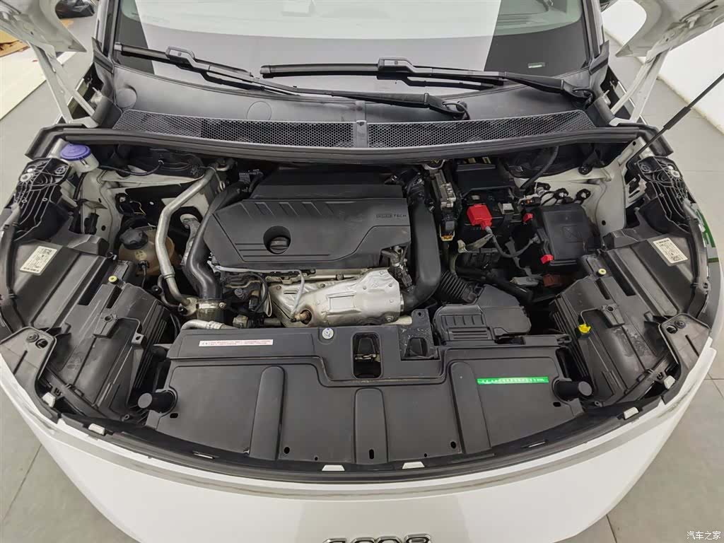 Peugeot 4008, 2022 6