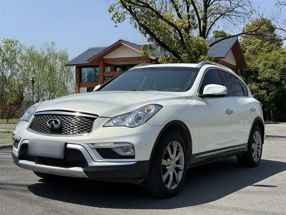 Infiniti QX50