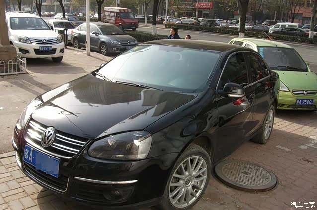 Volkswagen Sagitar, 2008 1