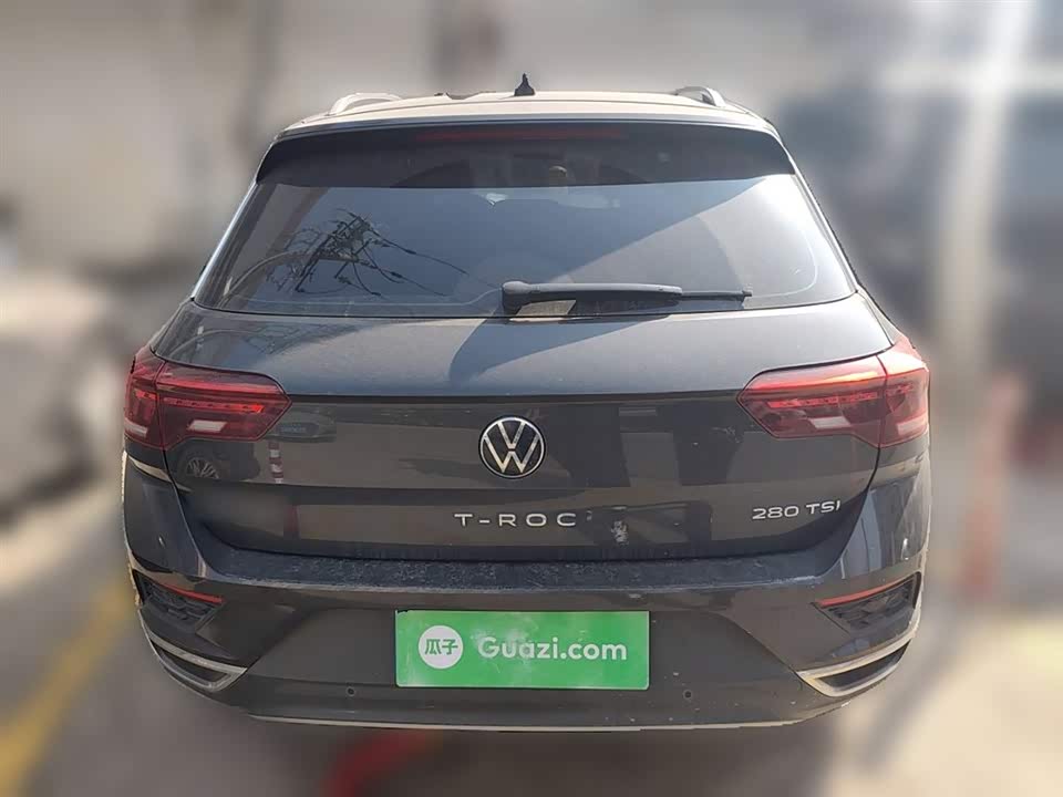 Volkswagen T-ROC exploring Songs