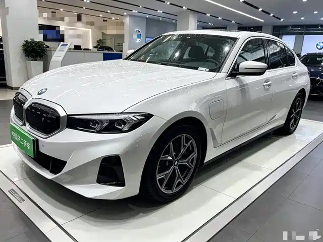 BMW i3 2023 — купить из Китая под заказ