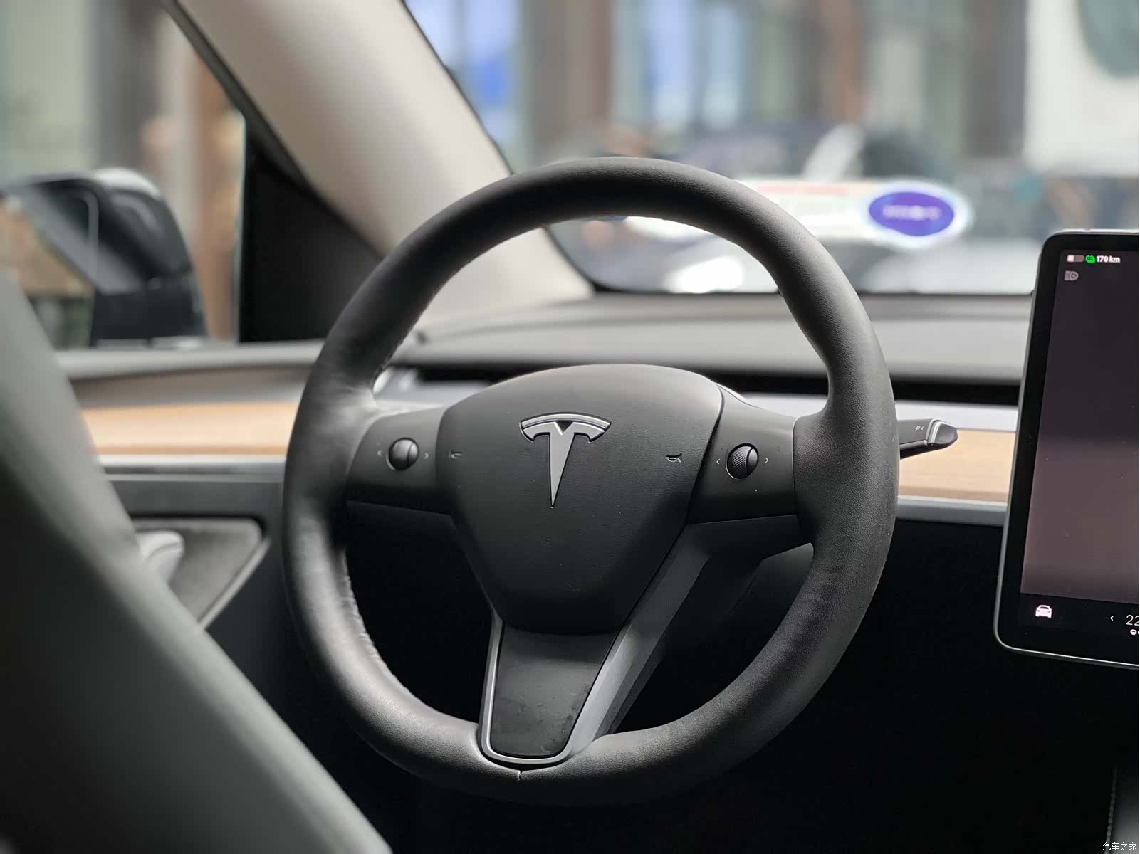 Tesla Model Y, 2022 все фото