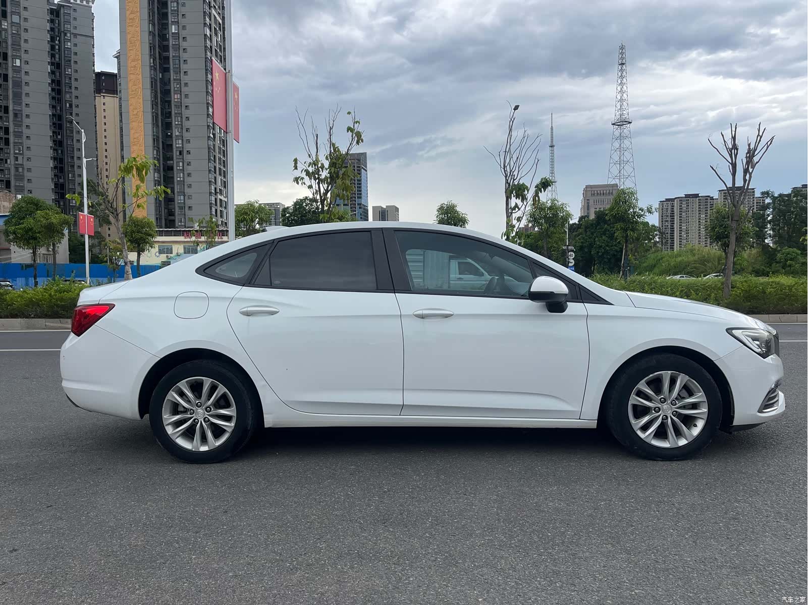 Buick Verano, 2019 7