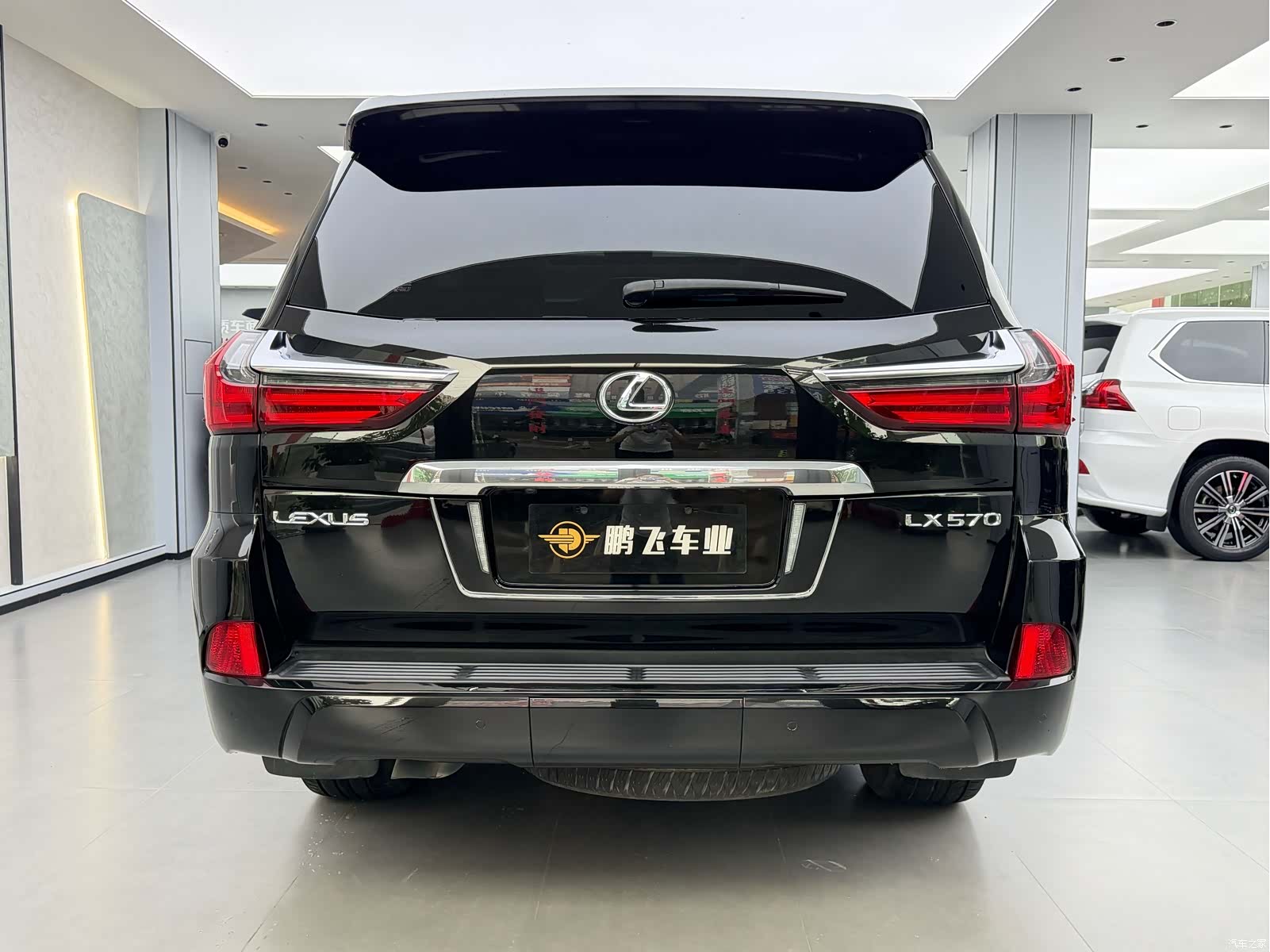 Lexus LX, 2017 3