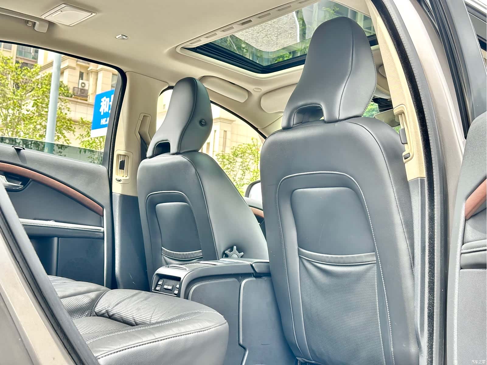 Volvo S80, 2015 28