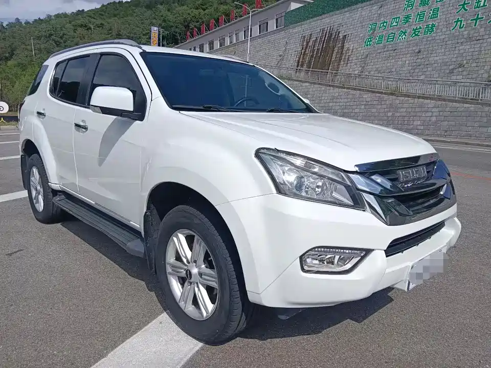 Isuzu mu-X Shepherd Ranger
