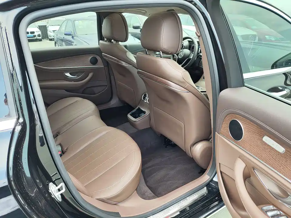 Mercedes-Benz E-class Mercedes-Benz E-class