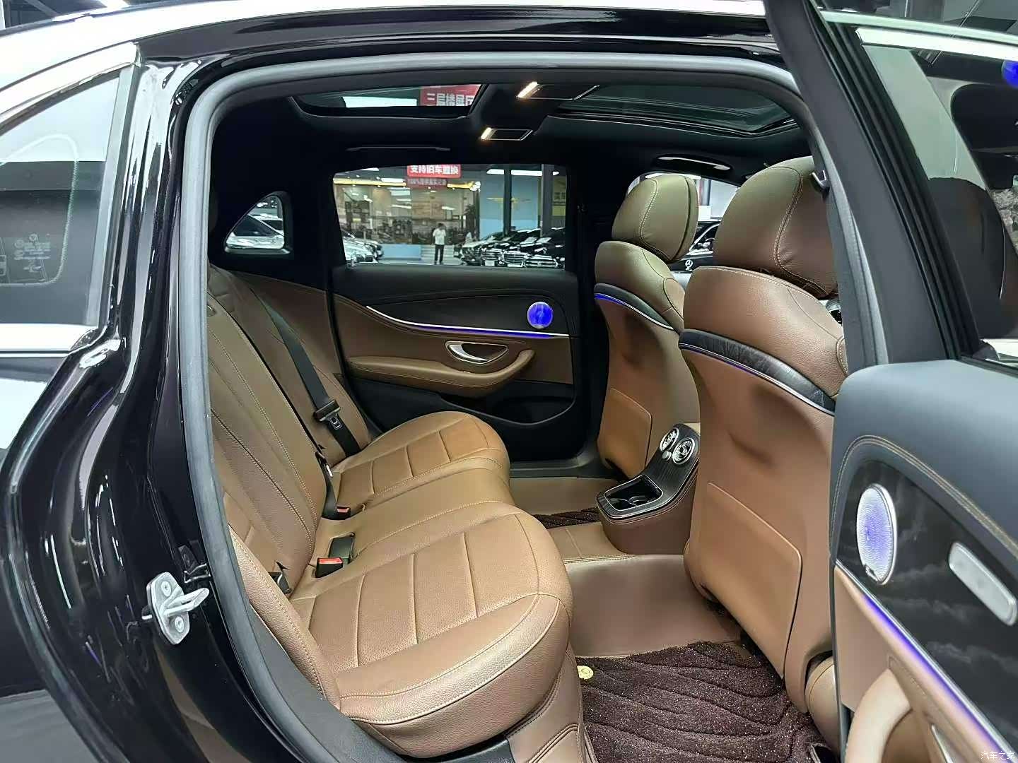 Mercedes-Benz E-Class, 2023 6