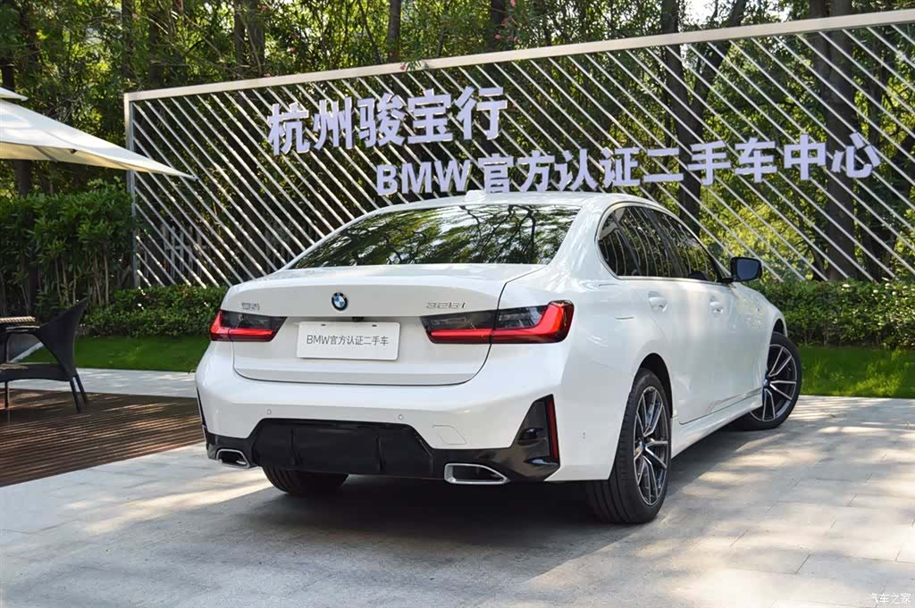 BMW 3 Series, 2025 7