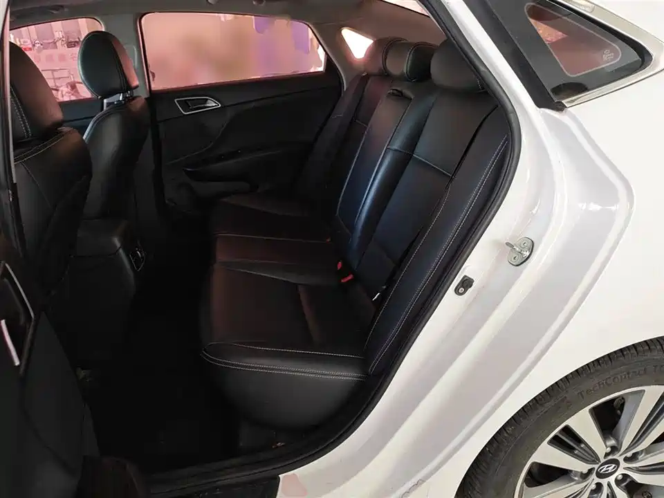 Hyundai Name picture