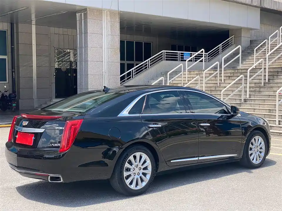 Cadillac XTS