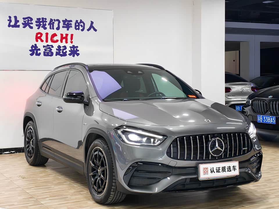 Mercedes-Benz GLA AMG