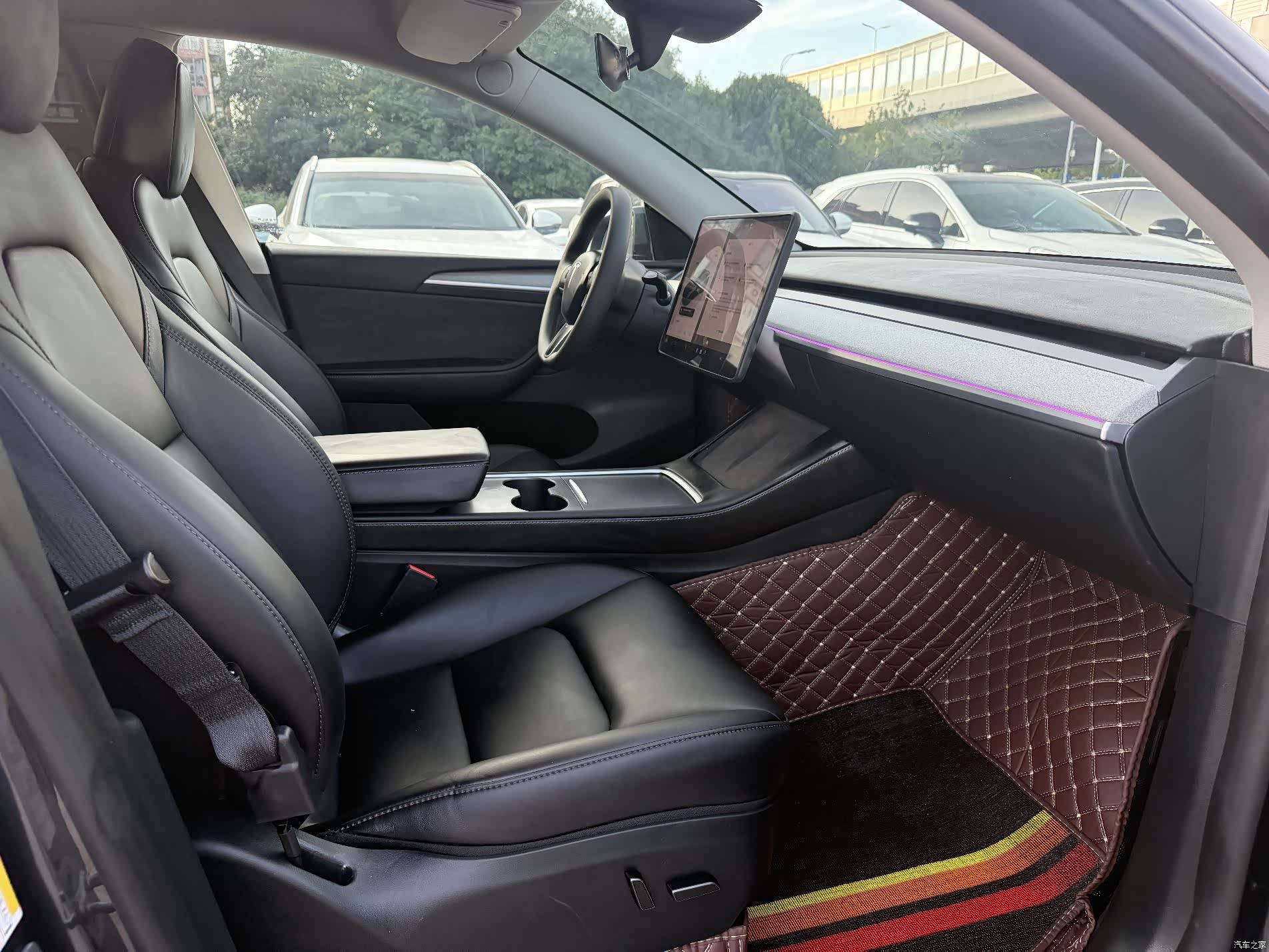 Tesla Model Y, 2024 11