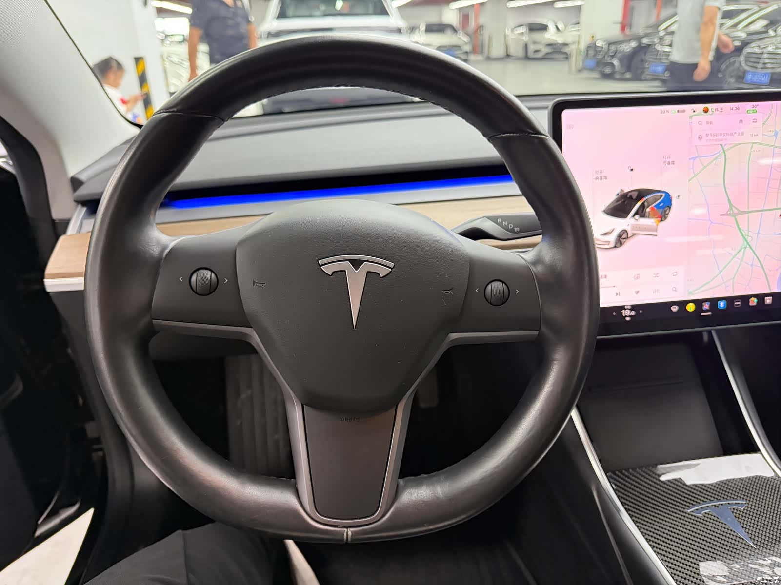 Tesla Model 3, 2019 6