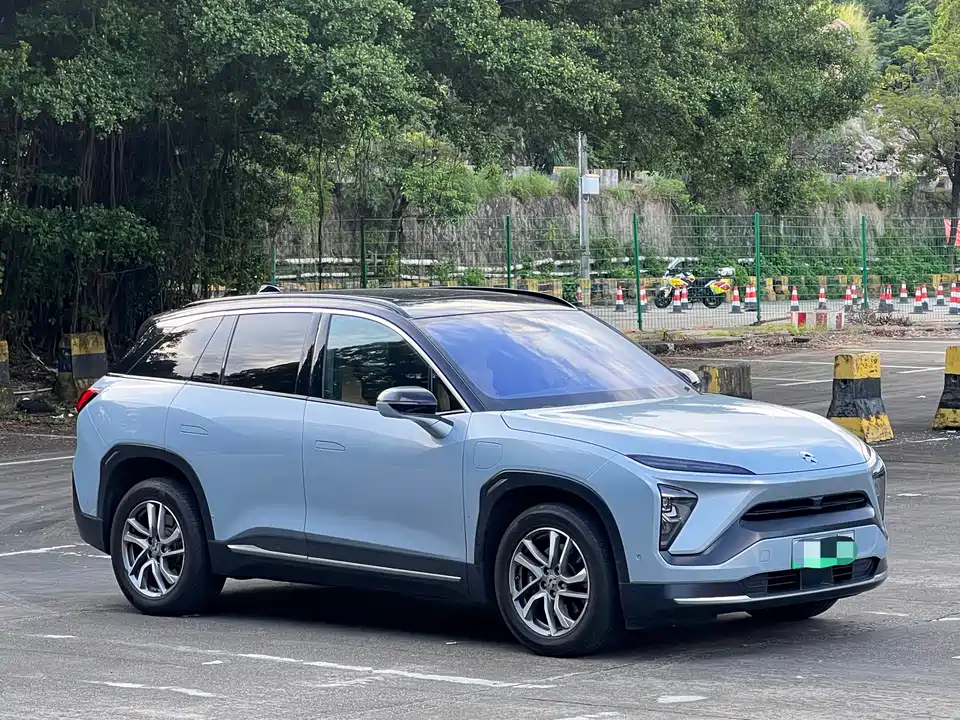 NIO ES6