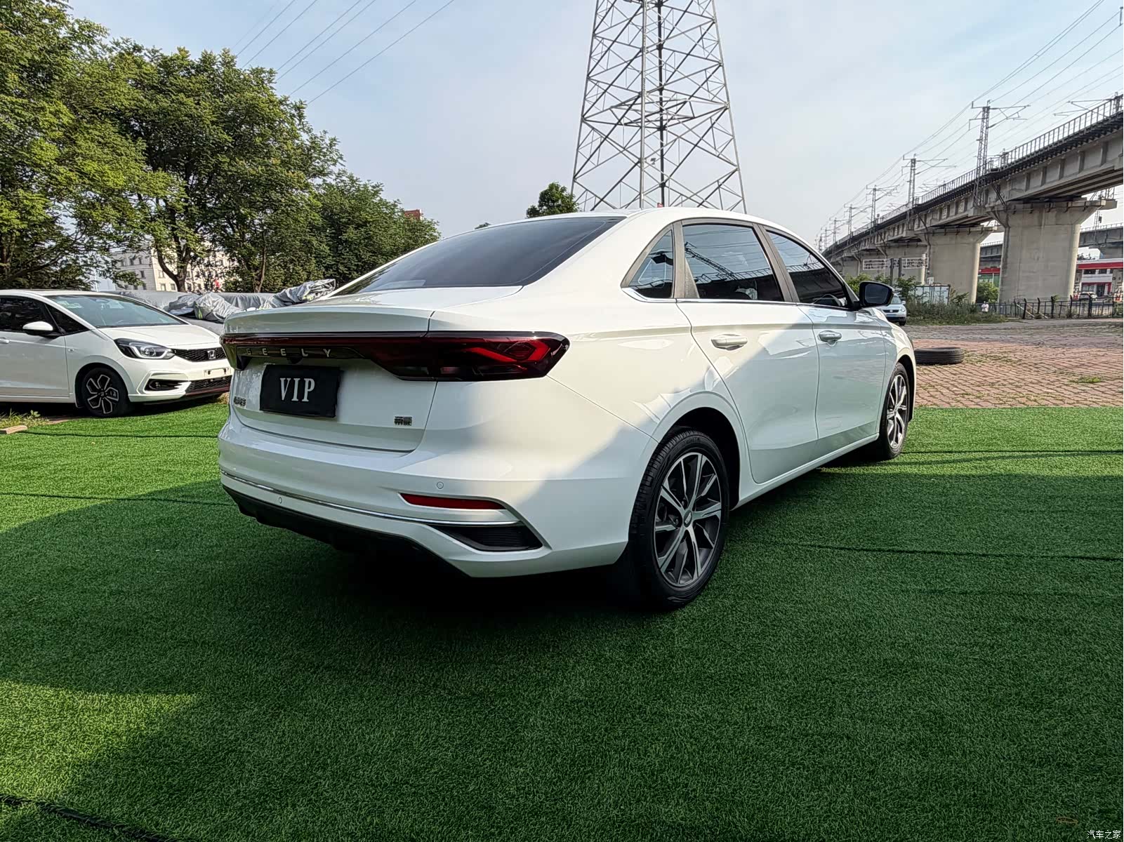Geely Emgrand, 2021 6