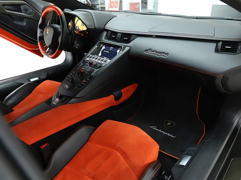 Lamborghini Aventador