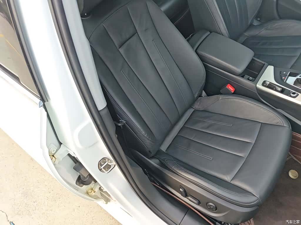 Audi A4L, 2018 25