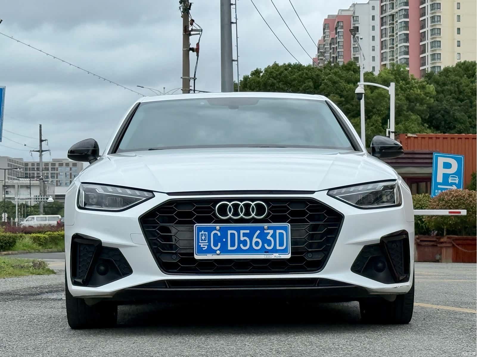 Audi A4L, 2022 1