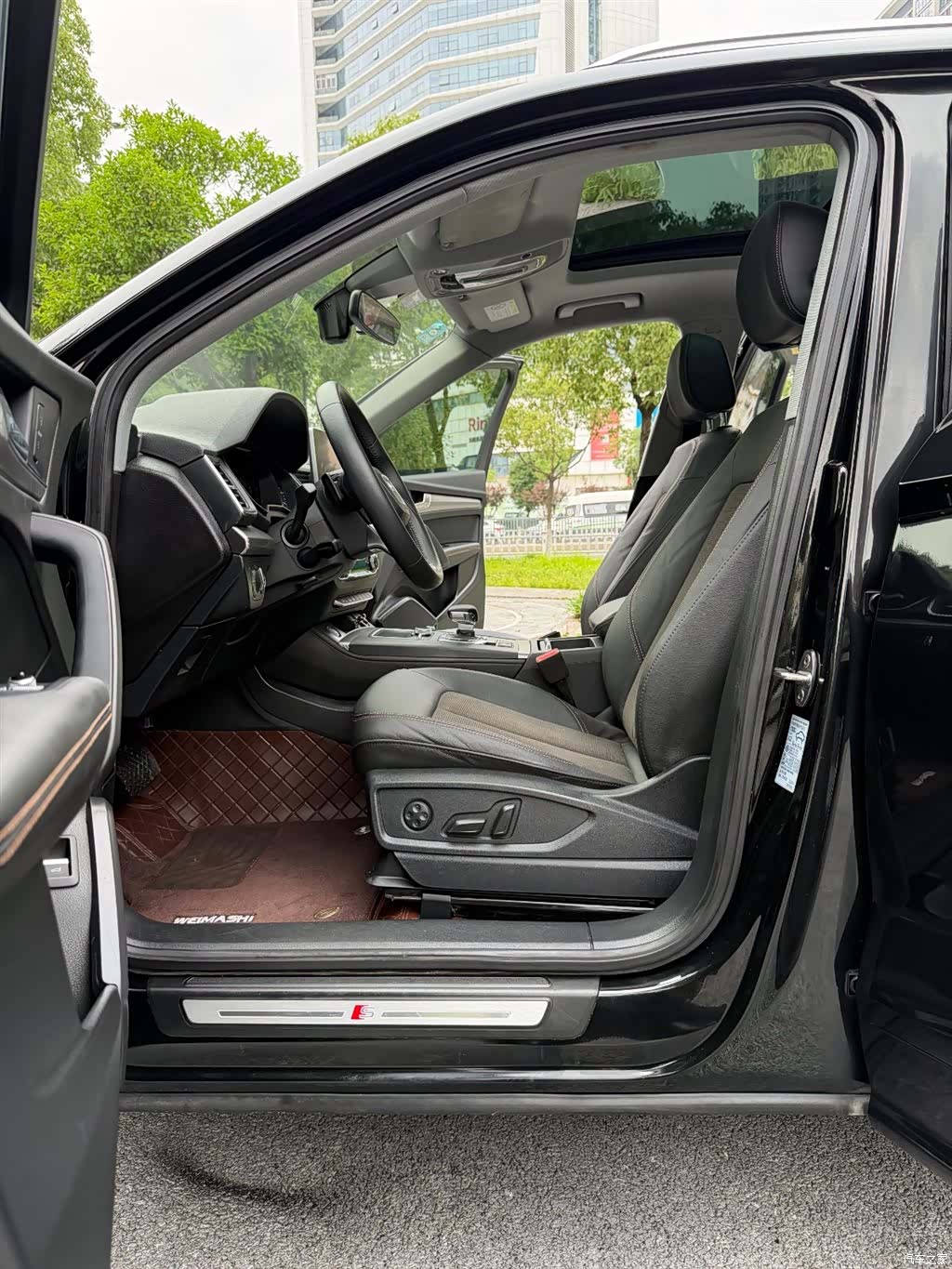 Audi Q5L, 2019 10