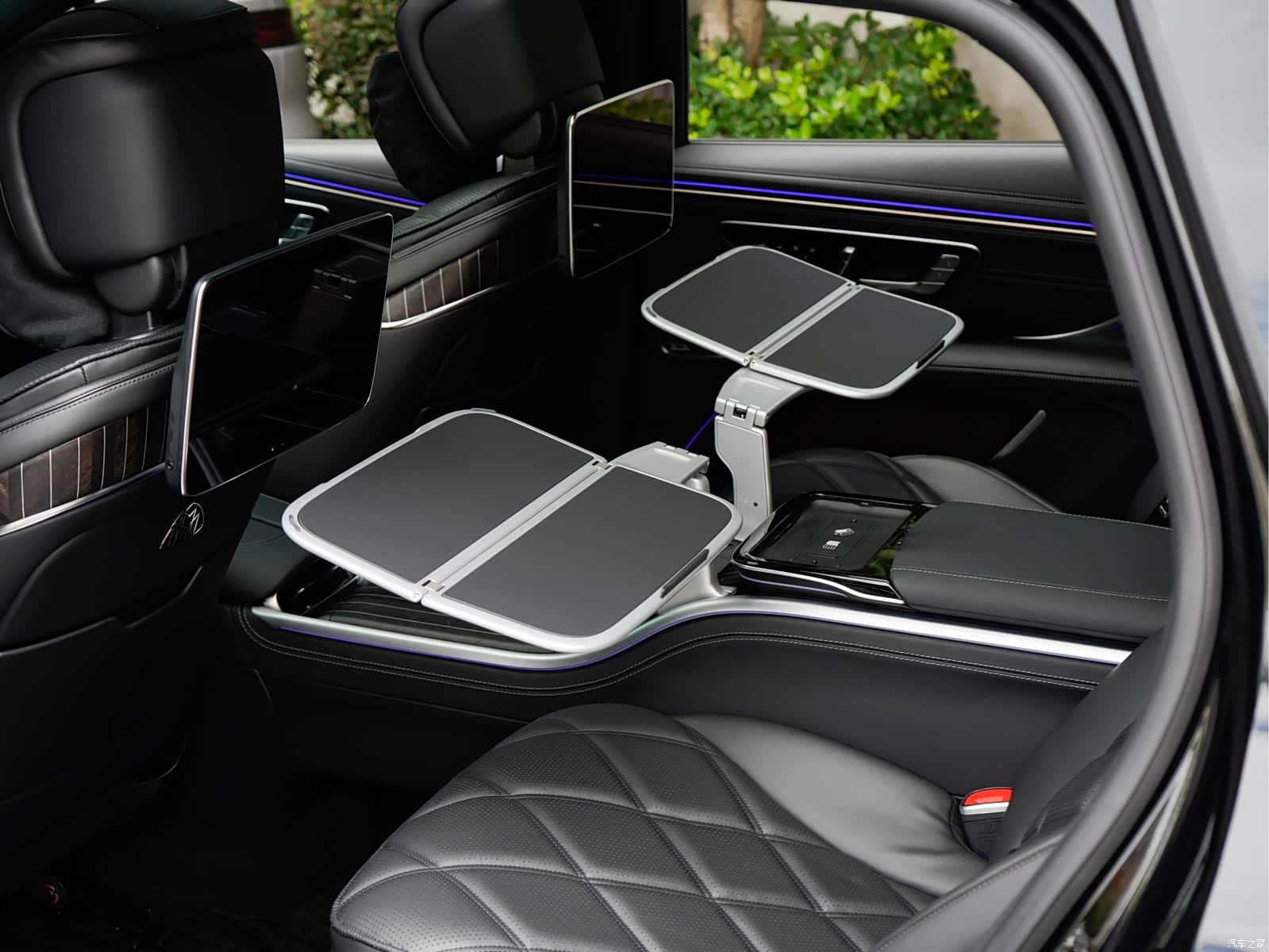 Maybach EQS, 2025 18