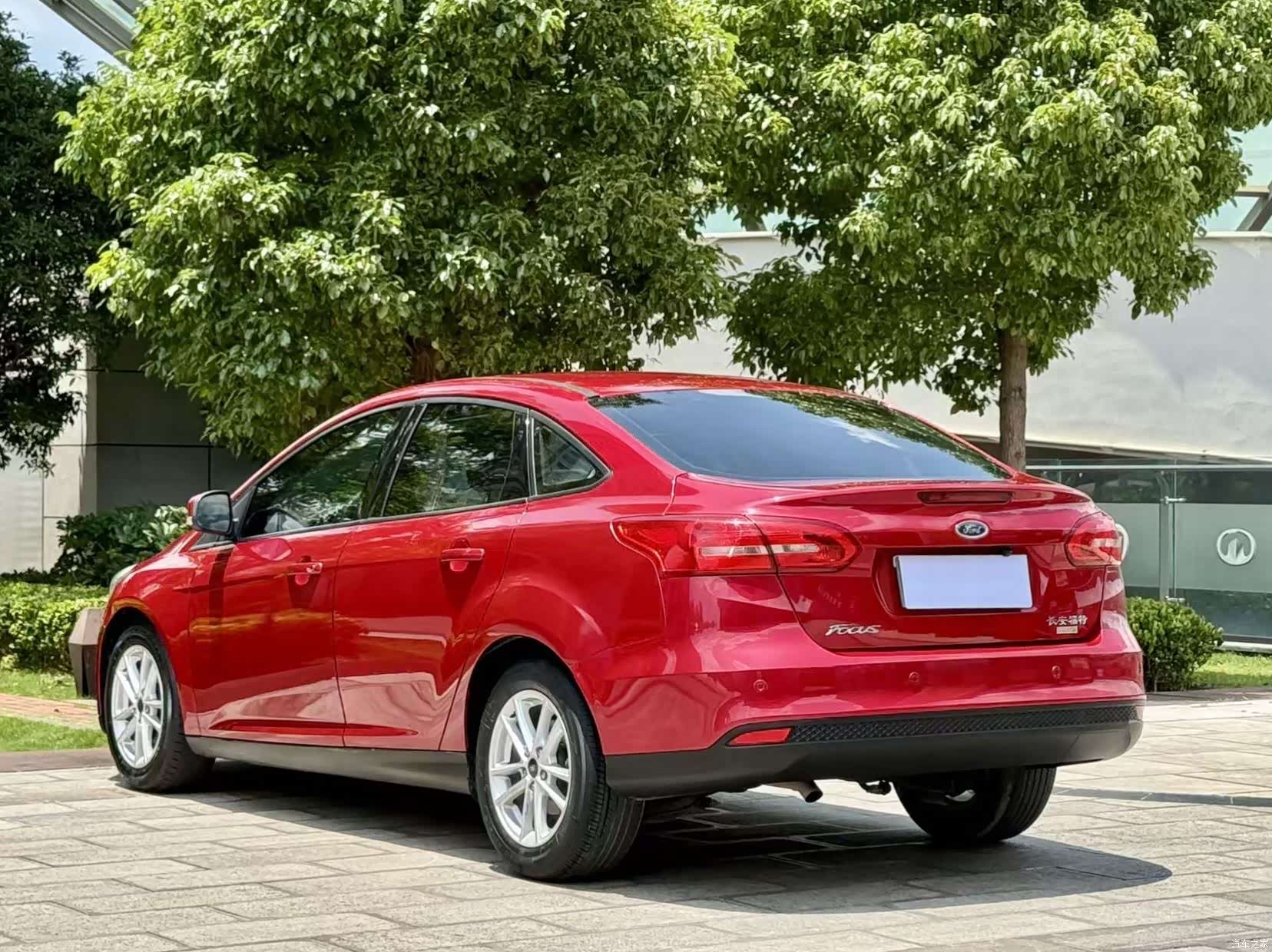 Ford Focus, 2015 7