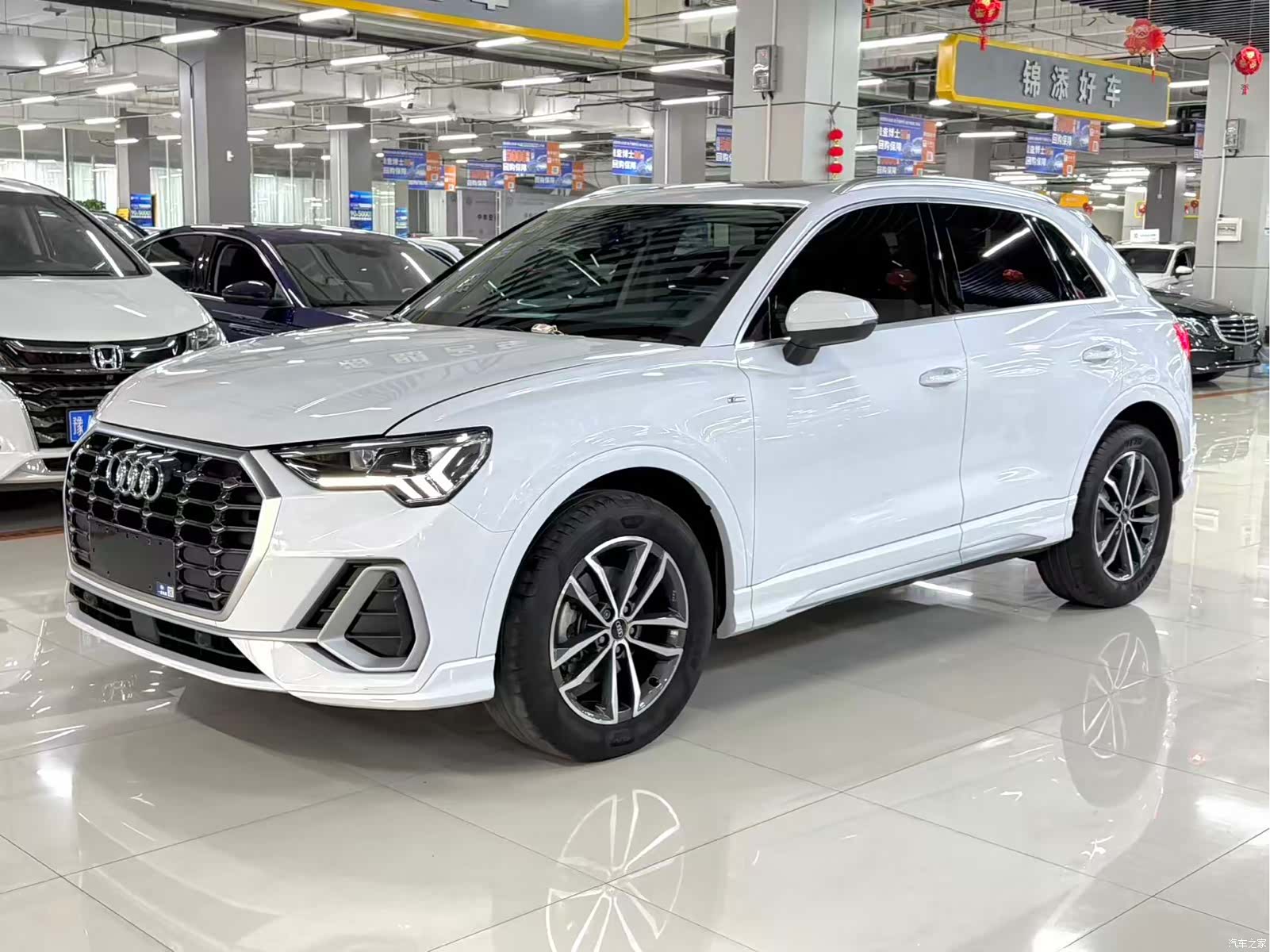 Audi Q3, 2022 1