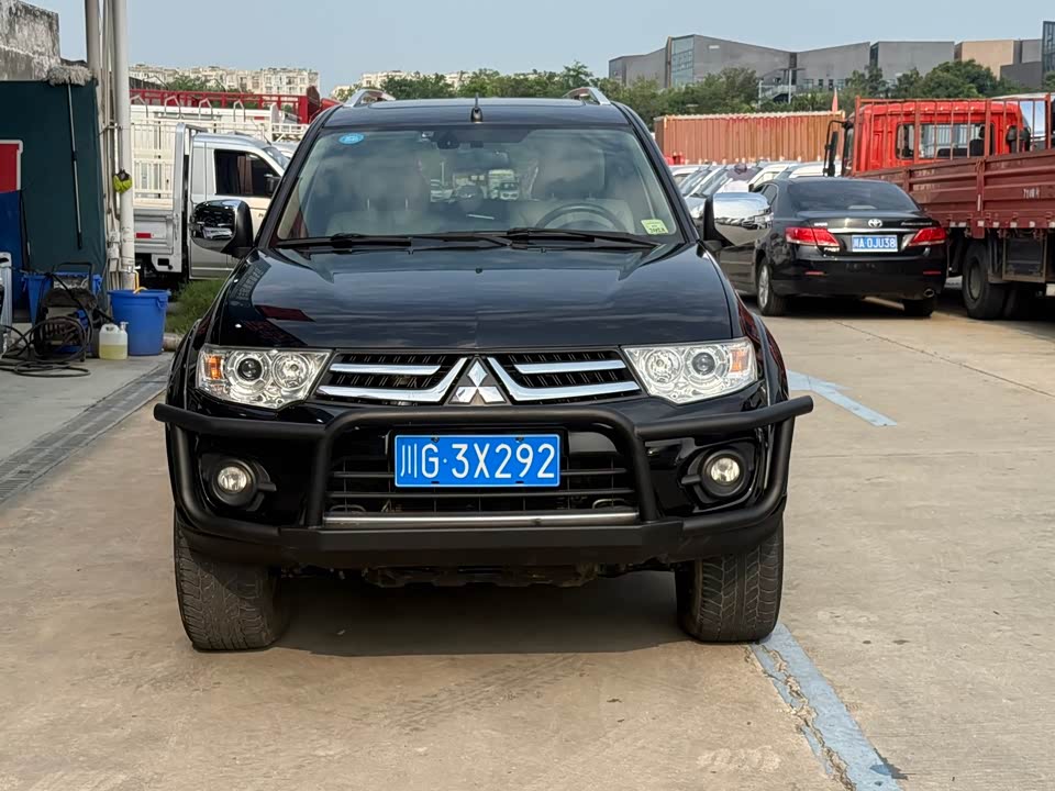 Mitsubishi Pajero Jinchang Mitsubishi Pajero Jinchang
