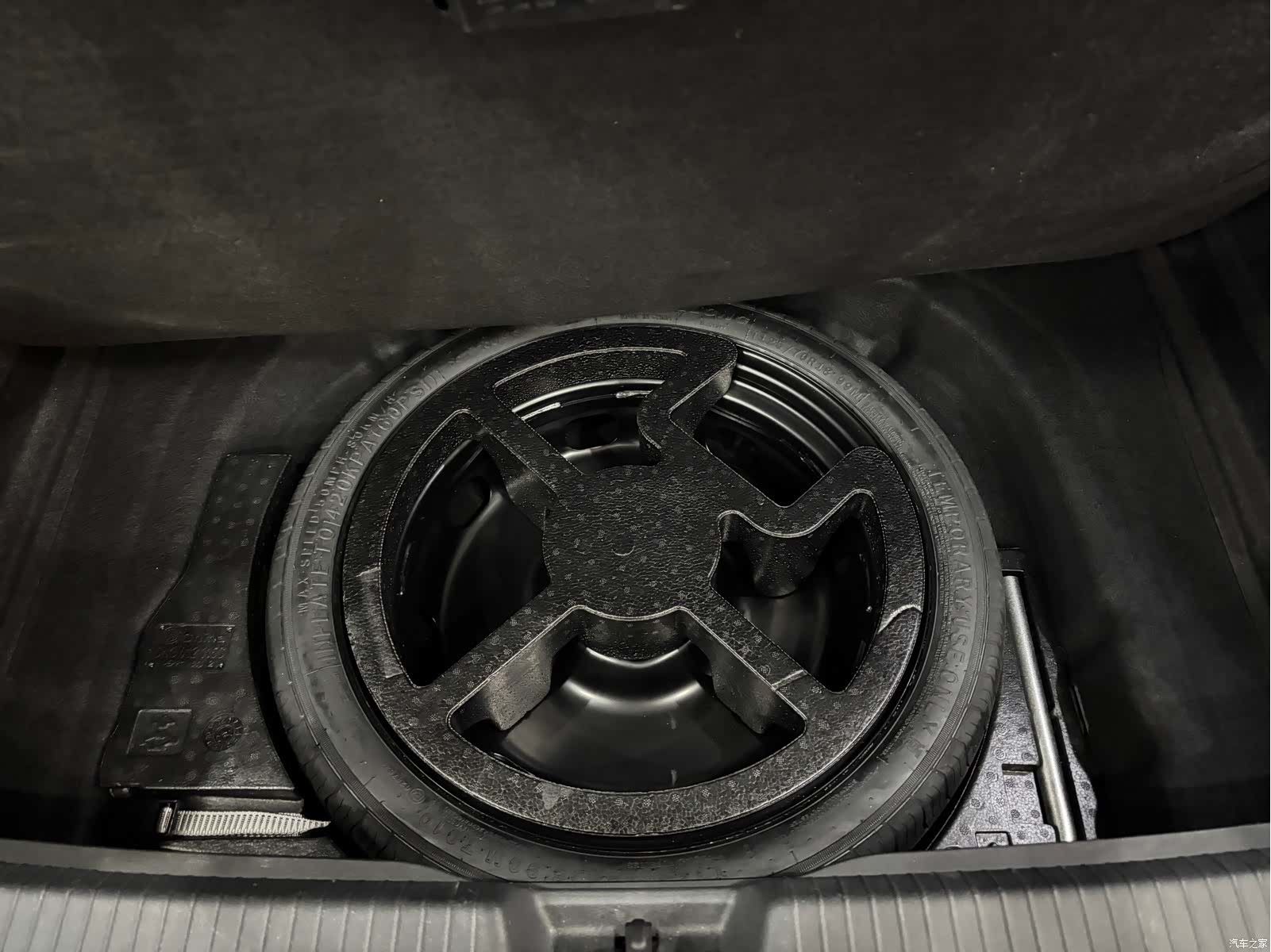 Volkswagen Golf, 2023 14