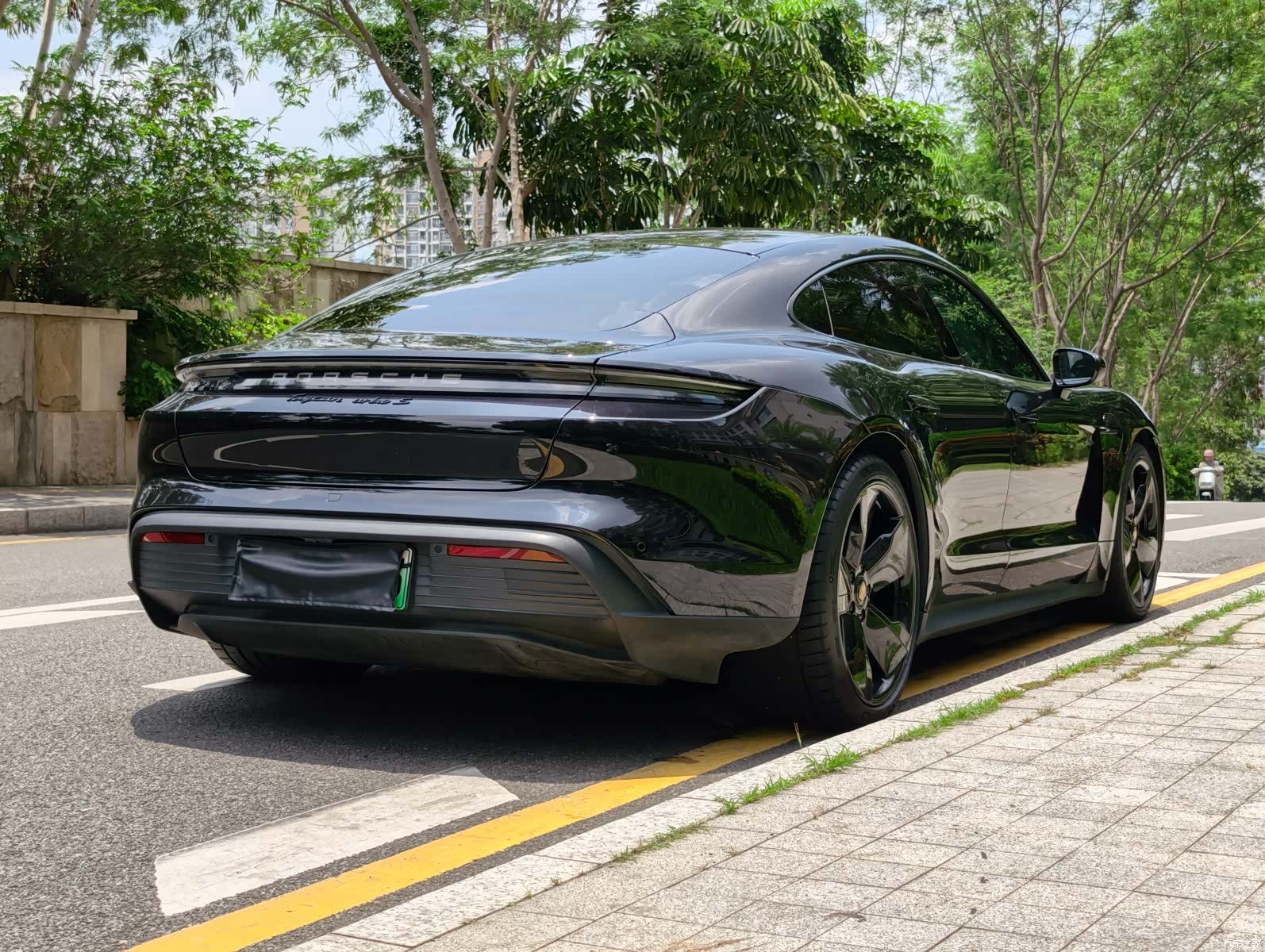 Porsche Taycan, 2021 4