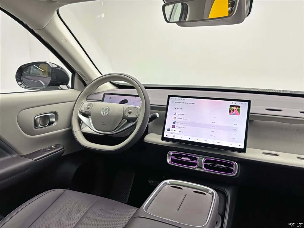 Leapmotor B10, 2025 23