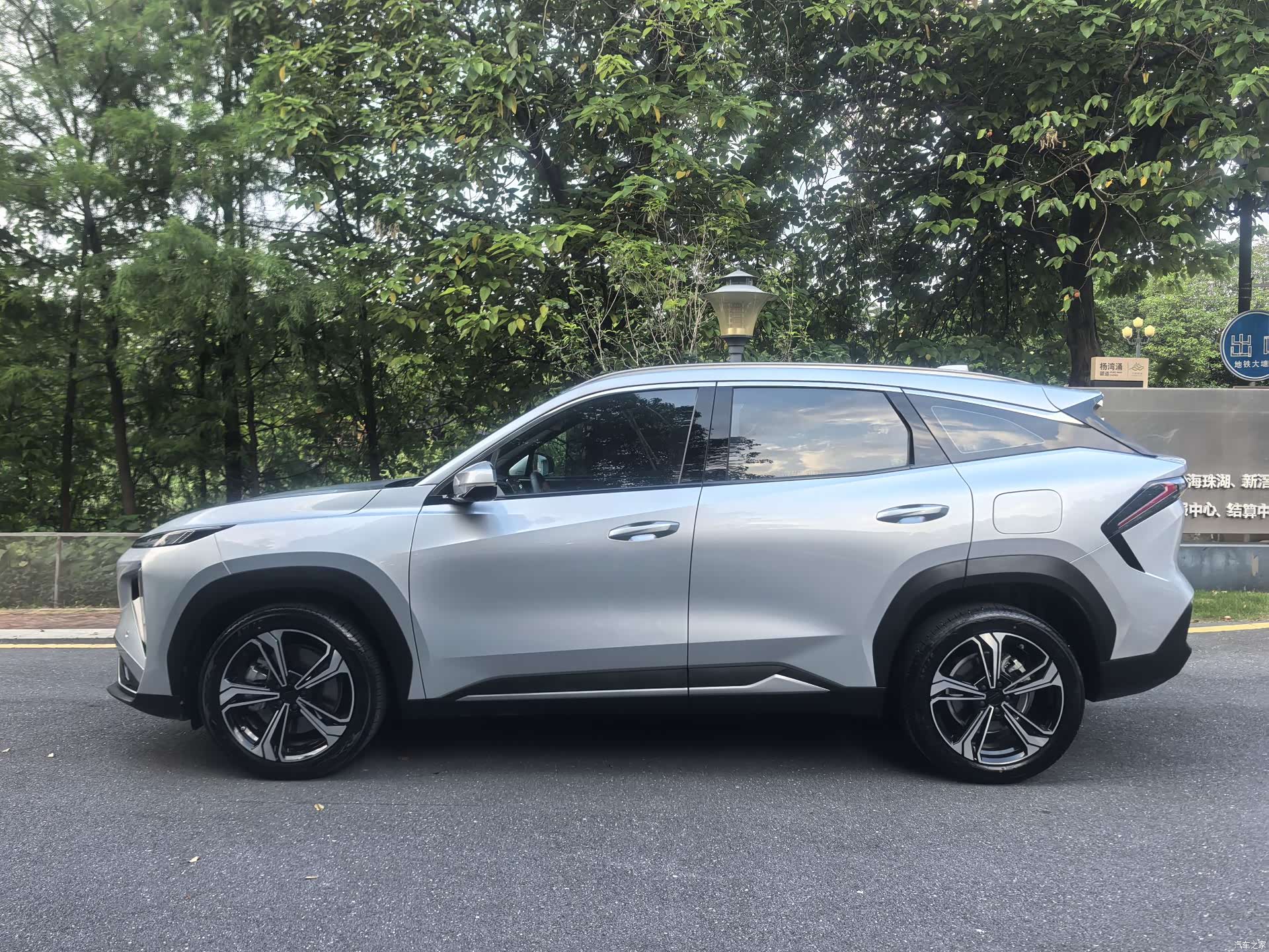 Geely Galaxy L7, 2025 2