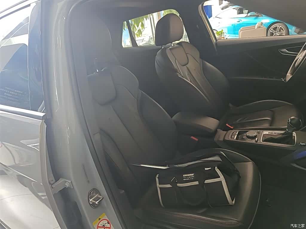 Audi Q2L, 2023 25
