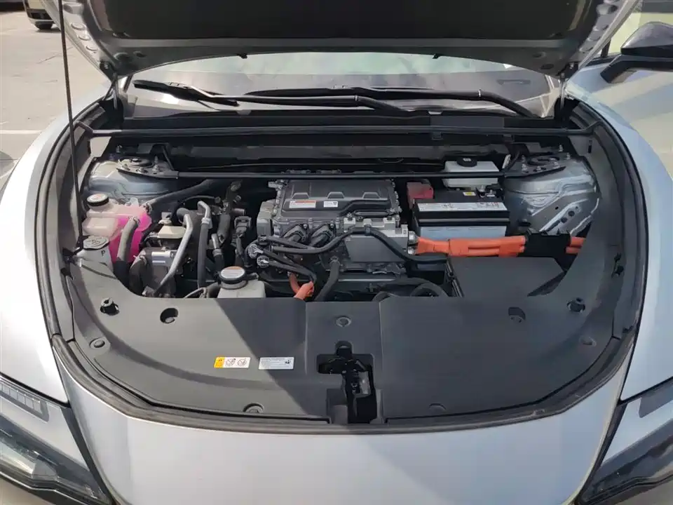 Lexus RZ