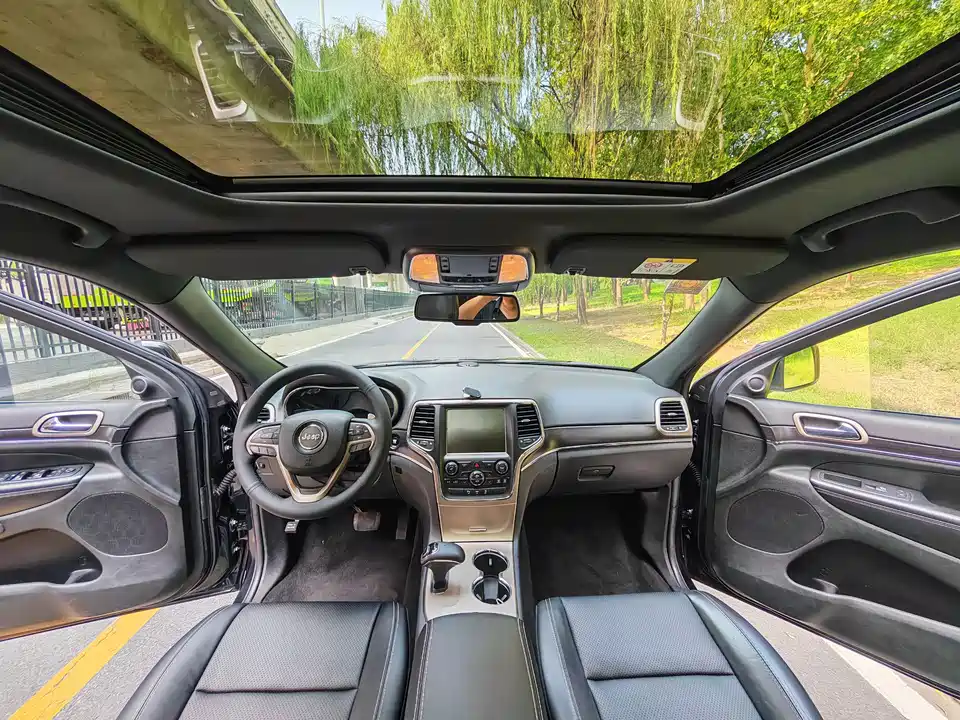 Jeep Grand Cherokee Jeep Grand Cherokee
