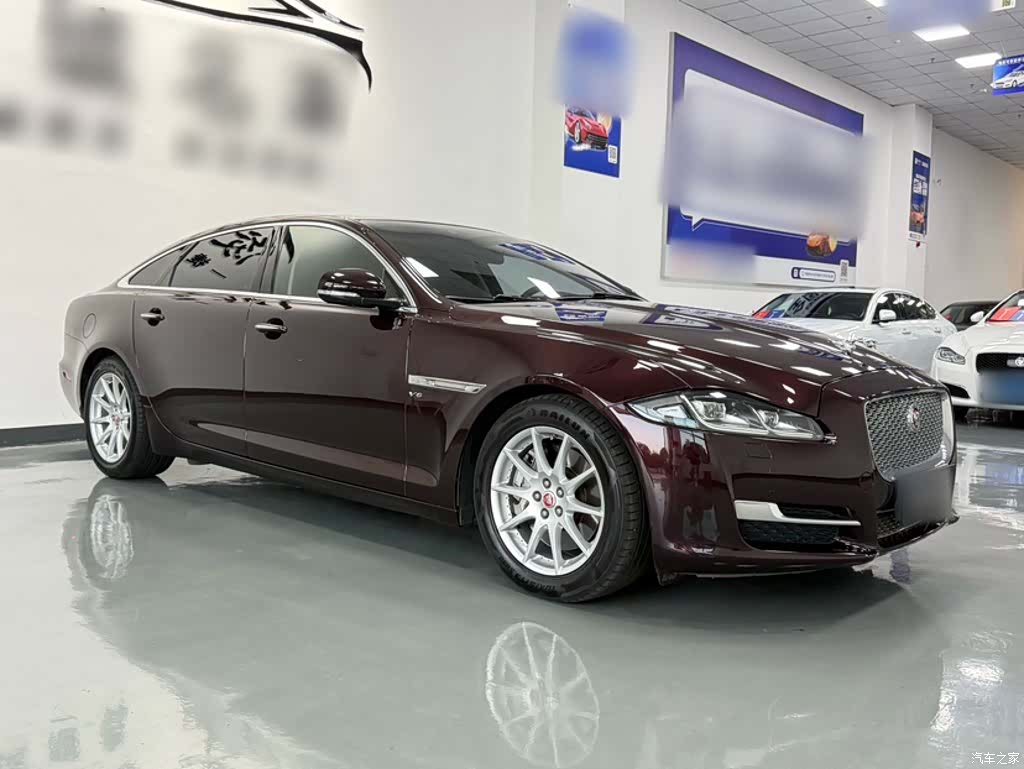 Jaguar XJ, 2017 10