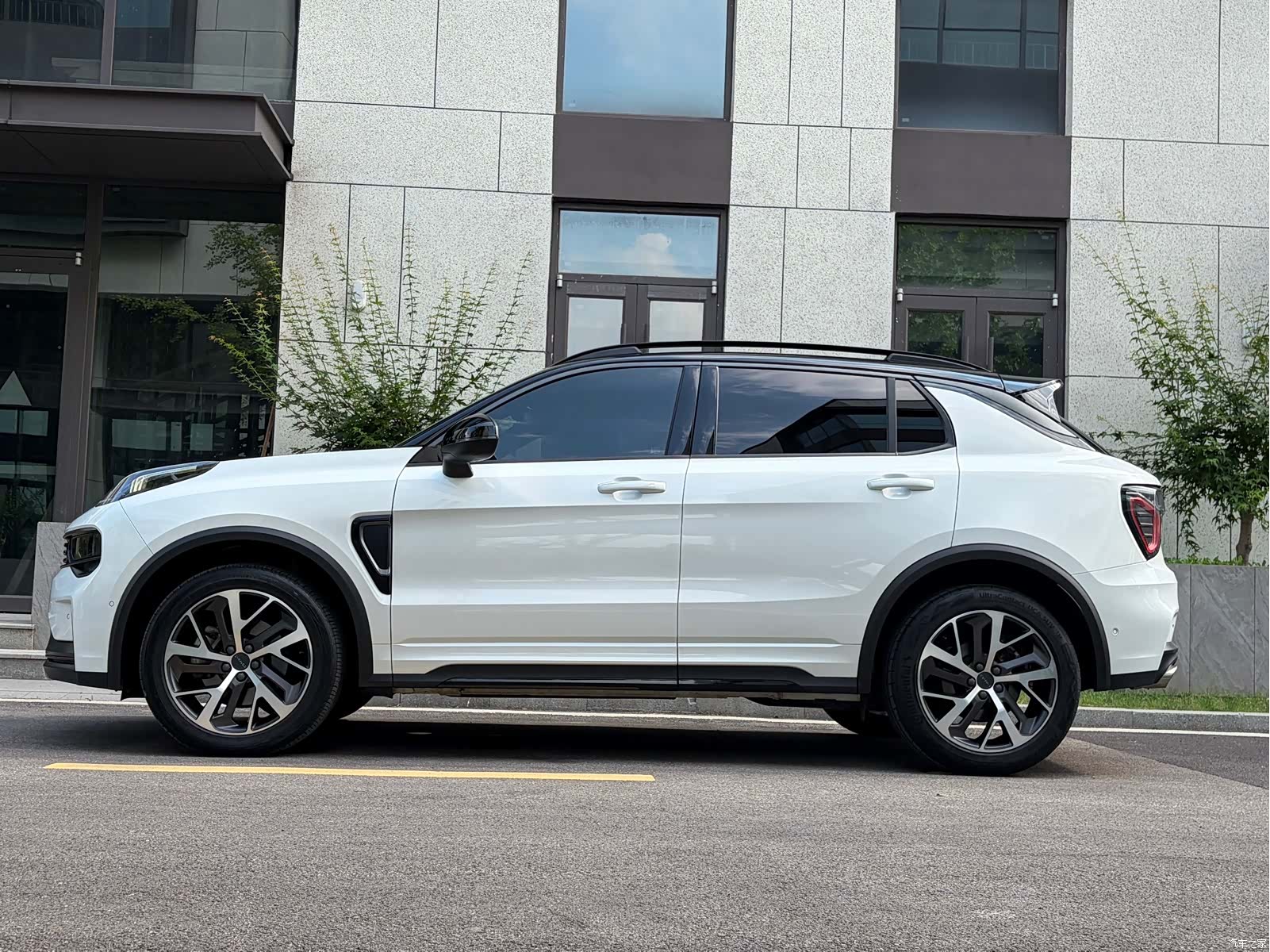Lynk & Co 01, 2021 6
