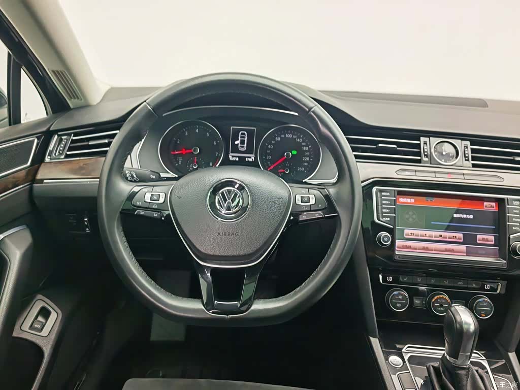 Volkswagen Magotan, 2016 11