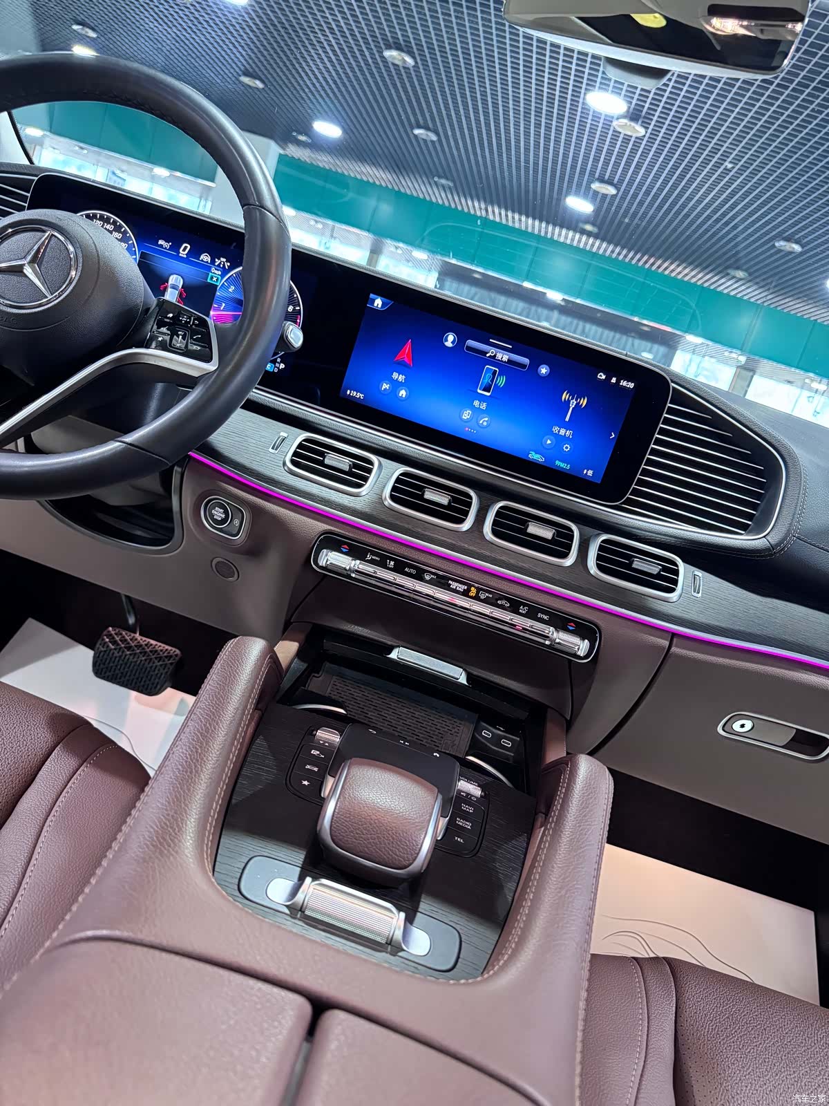 Mercedes-Benz GLE, 2024 6