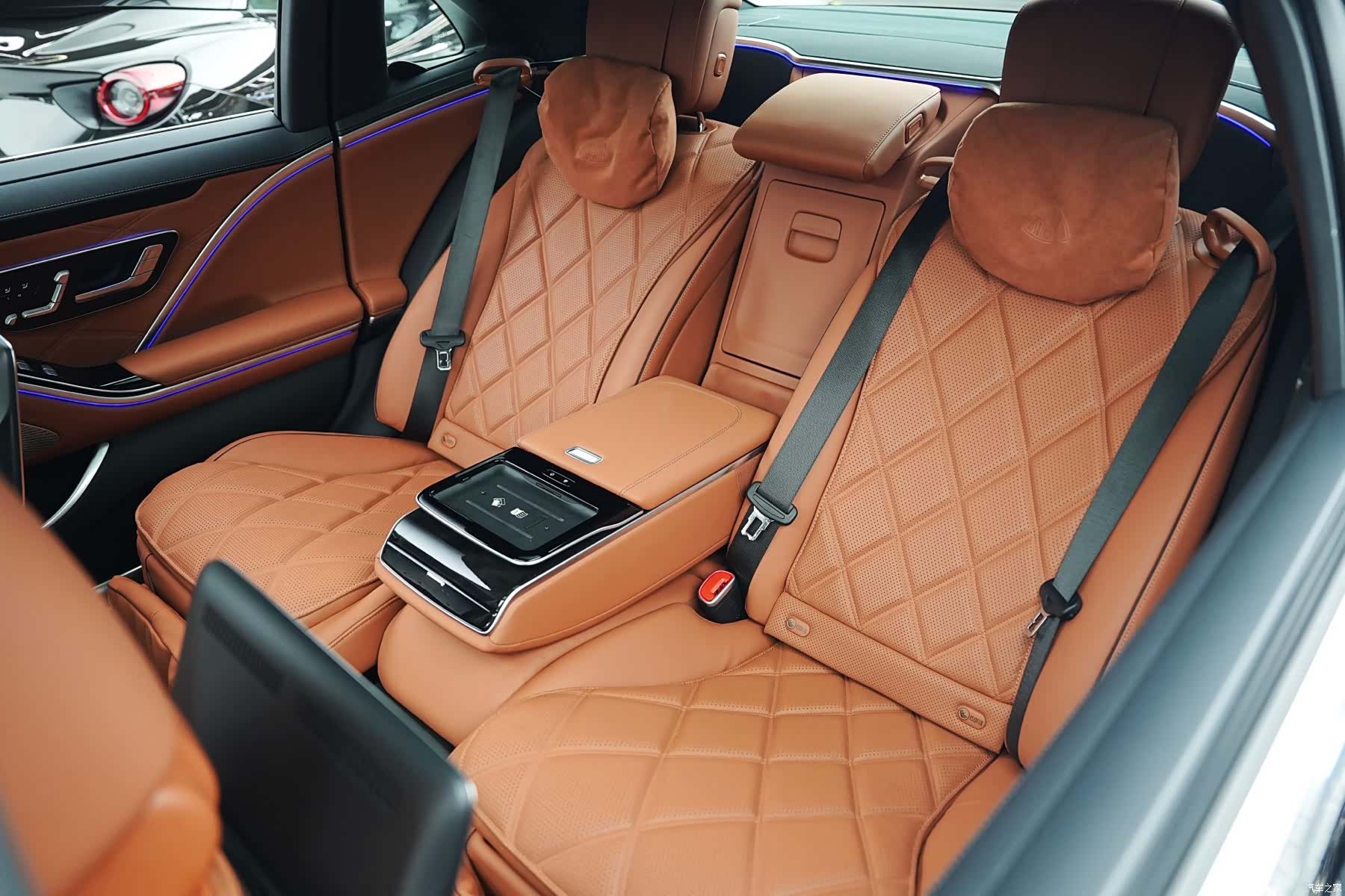 Maybach S-Class, 2024 16