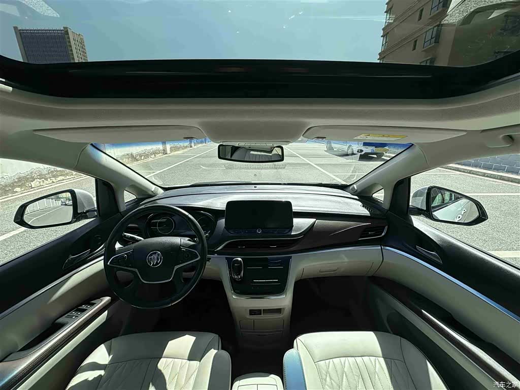 Buick GL8, 2022 11