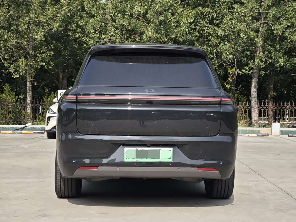 Li Auto Ideal L8