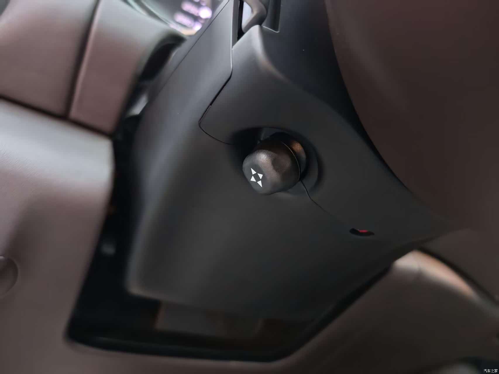 Maserati Levante, 2017 18