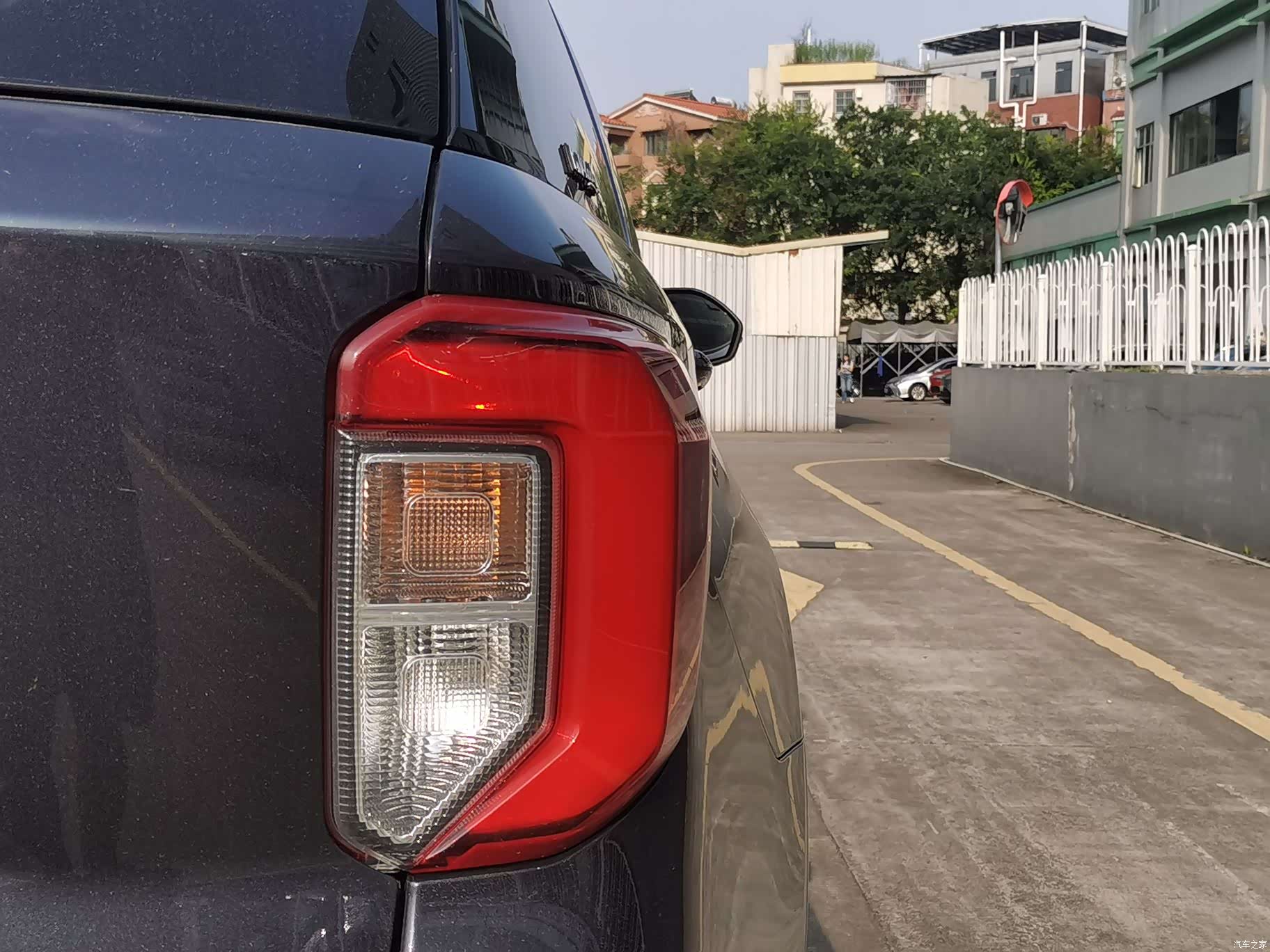 Ford Explorer, 2022 8