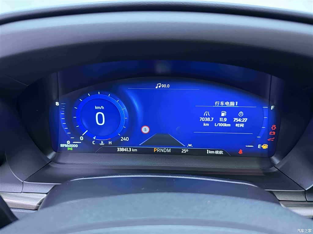 Ford Explorer, 2021 19