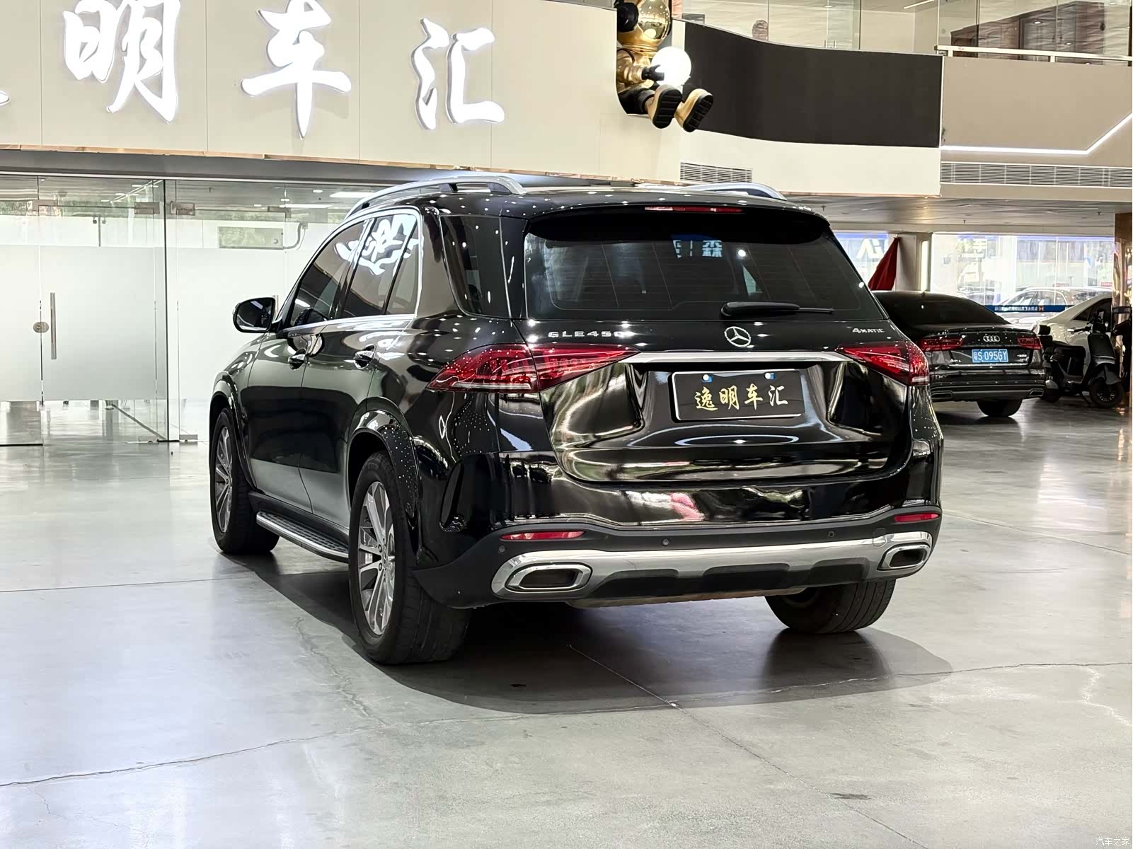 Mercedes-Benz GLE, 2022 12