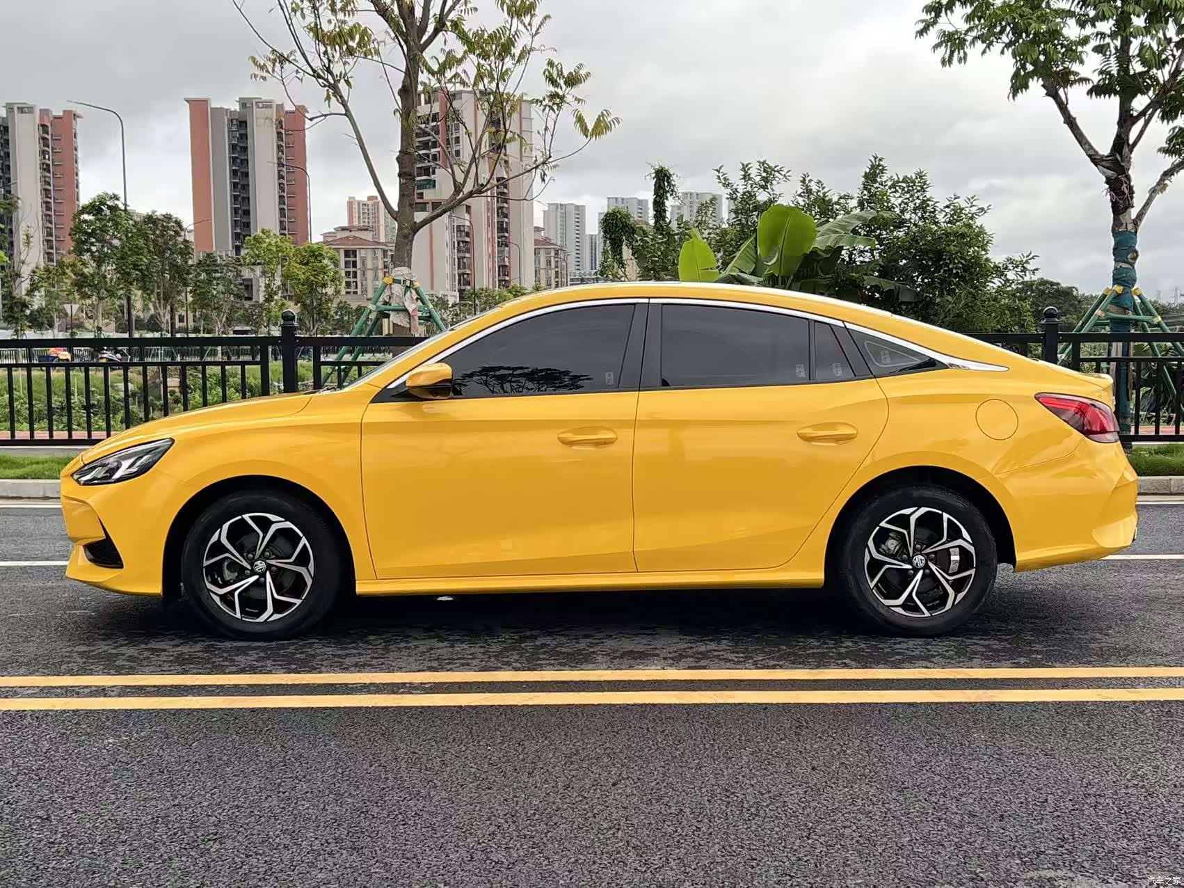 MG MG5, 2021 3