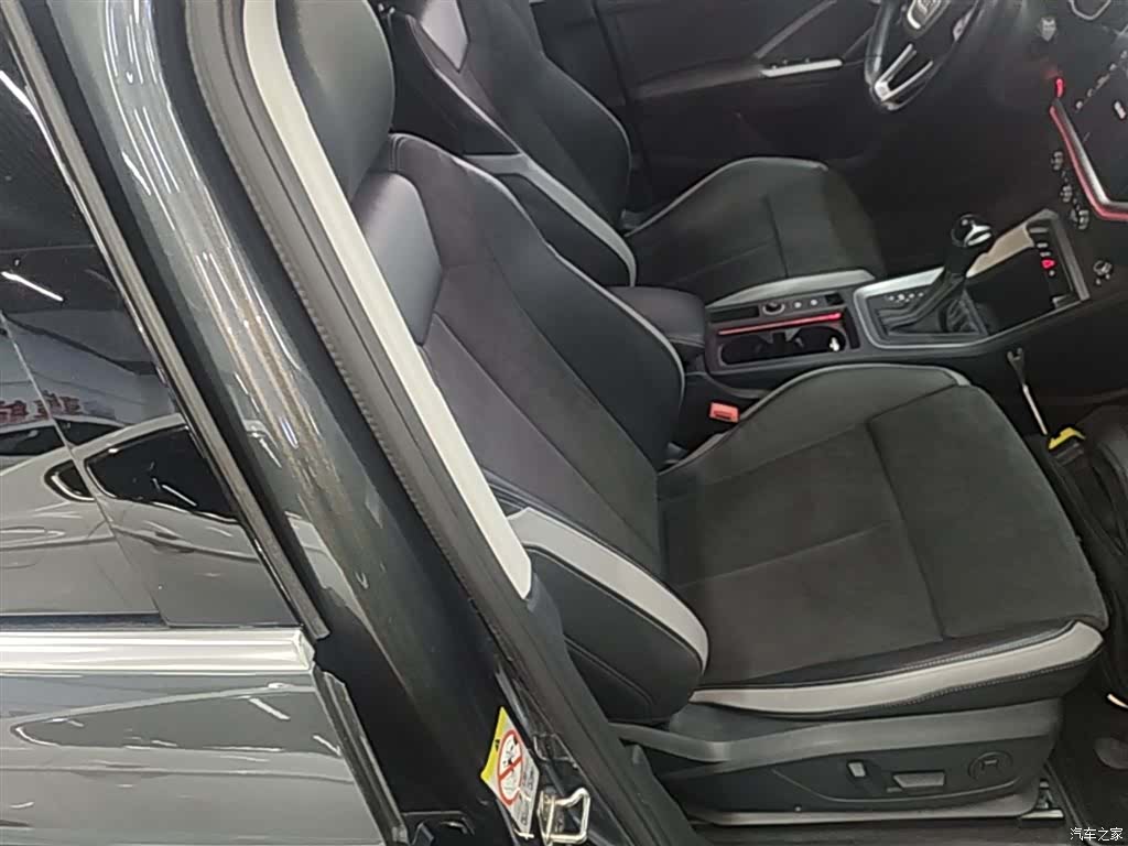 Audi Q3, 2021 25