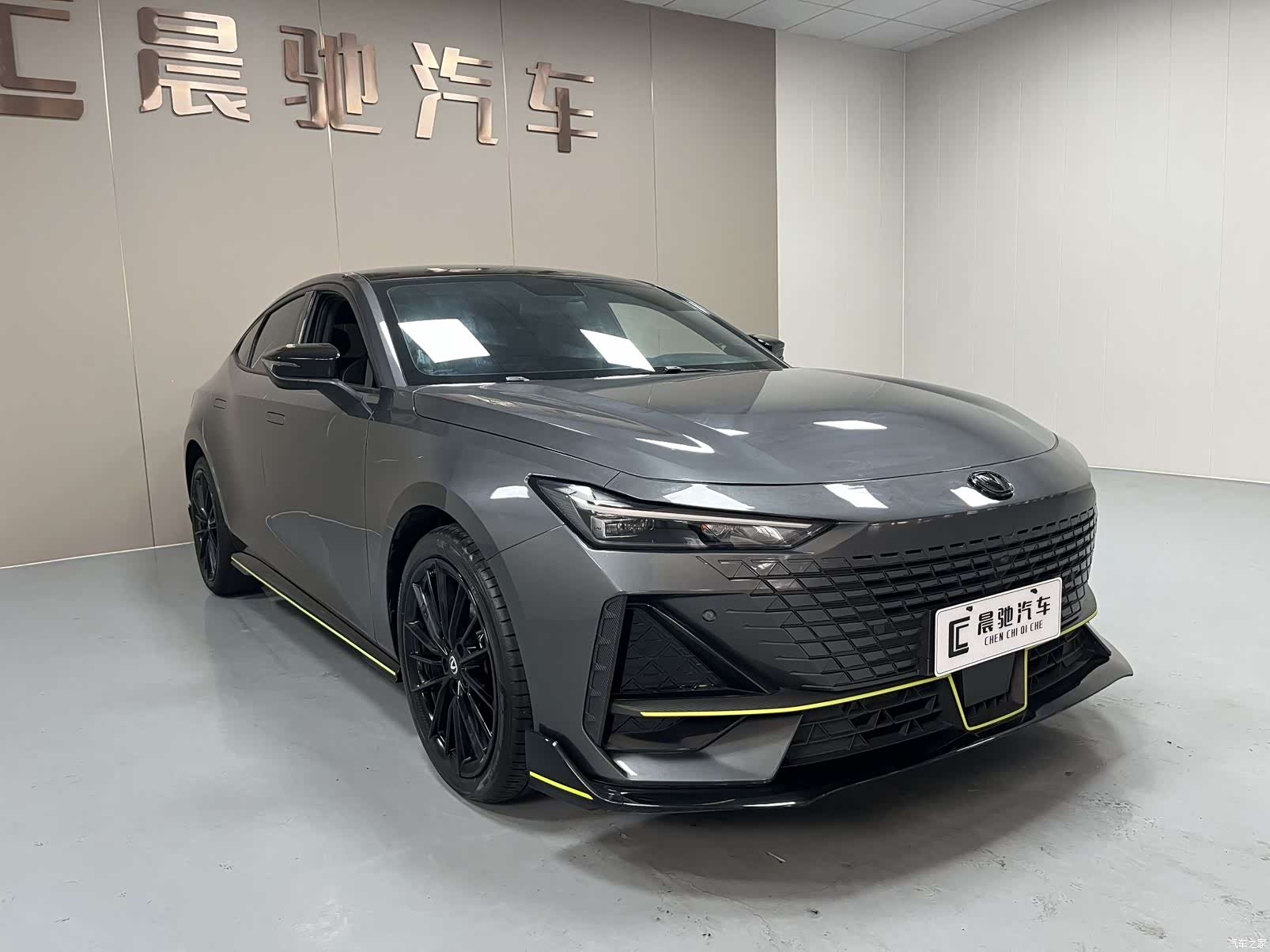 Changan UNI-V, 2023 3